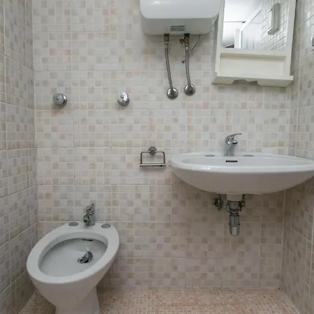 Apartment M088 - Marcelli, Quadrilocale Con Giardino A 100mt Dal Mare *